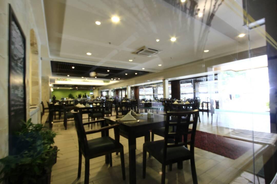 Damai Beach Resort Kuching Exterior photo