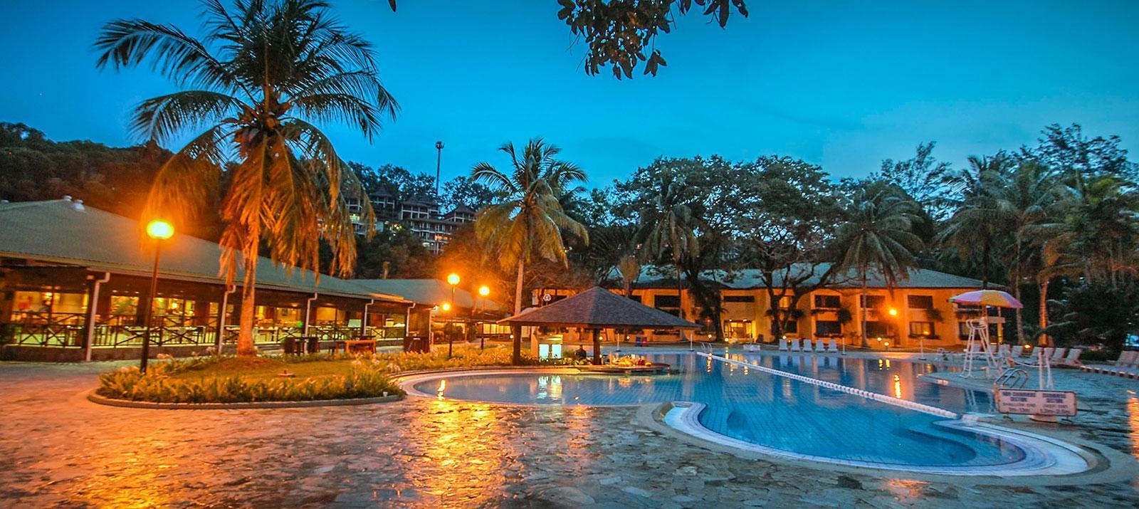 Damai Beach Resort Kuching Exterior photo